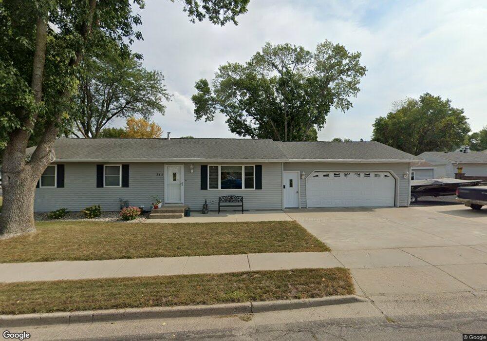 344 N Highland Ave, New Ulm, MN 56073 - photo 1