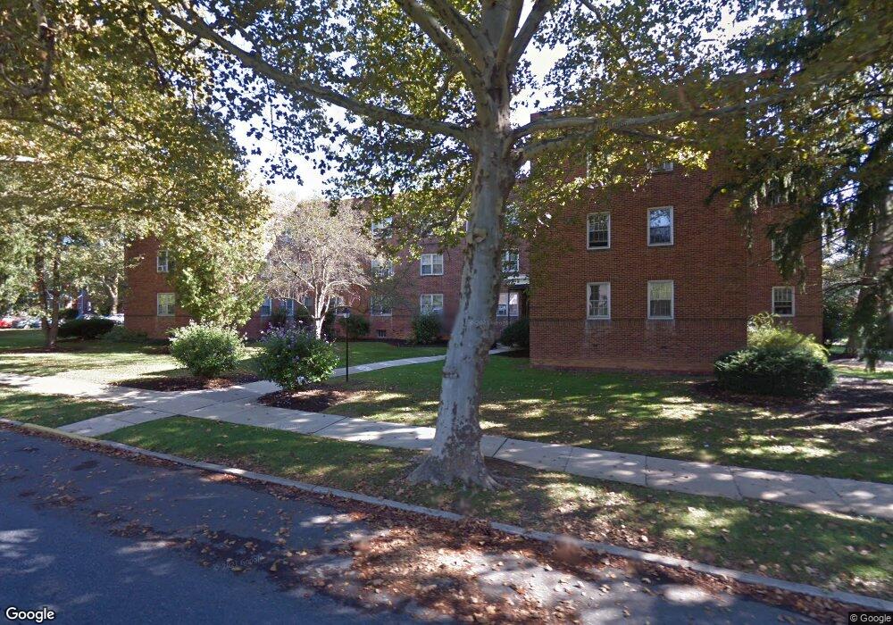 1055 N 22nd St, Allentown, PA 18104 - photo 1