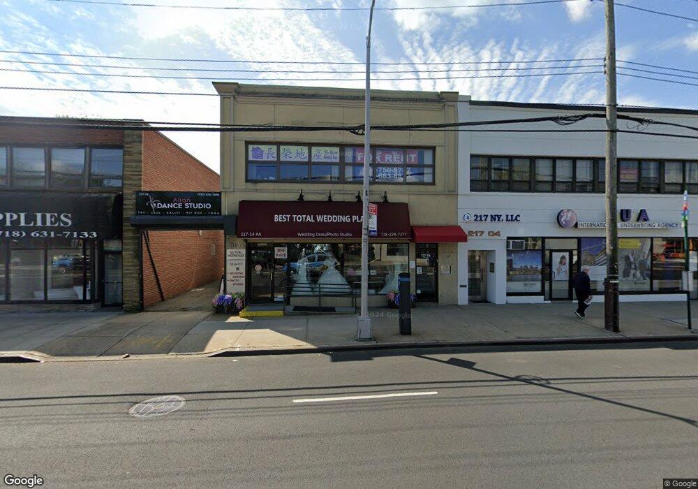 21714 Northern Blvd unit 202, Bayside, NY 11361 - photo 1