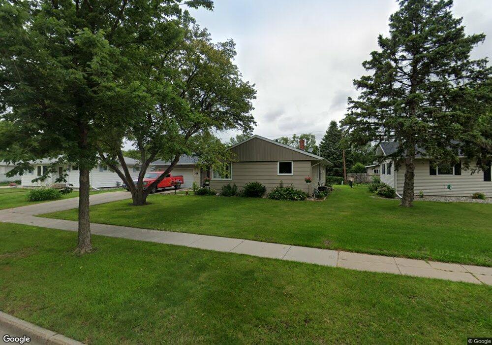 105 25th Ave N, Fargo, ND 58102 - photo 1