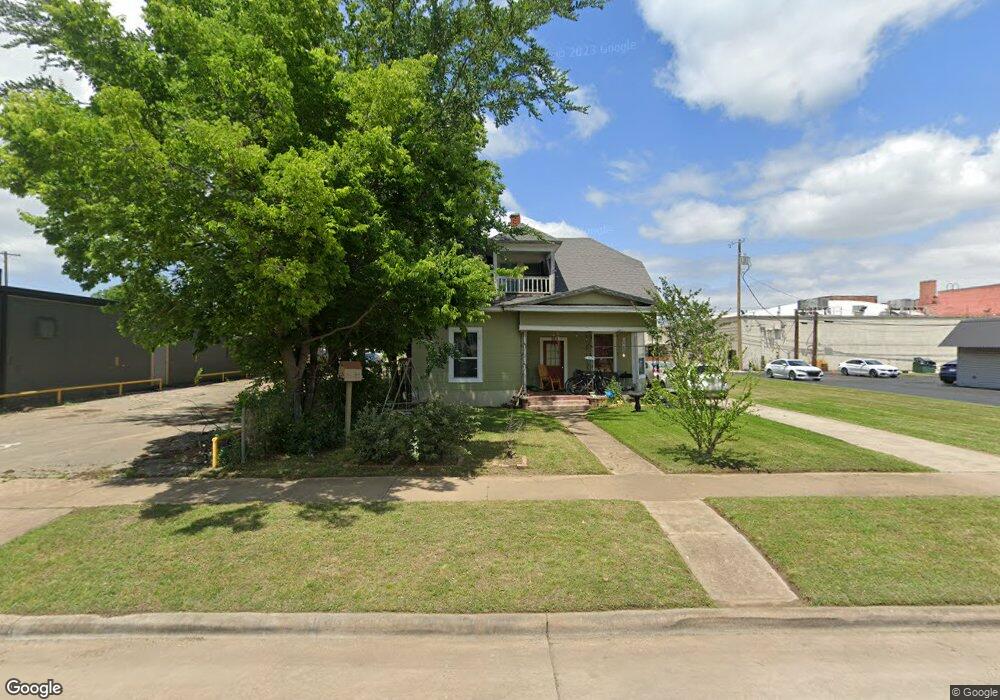 517 W Crawford St, Denison, TX 75020 - photo 1