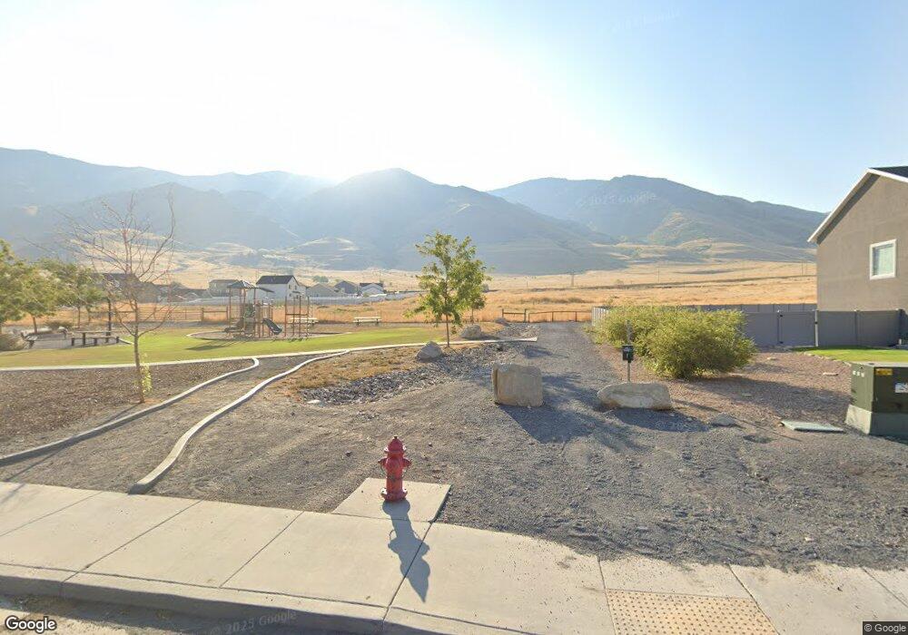 8066 Lakeshore Dr, Lake Point, UT 84074 - photo 1