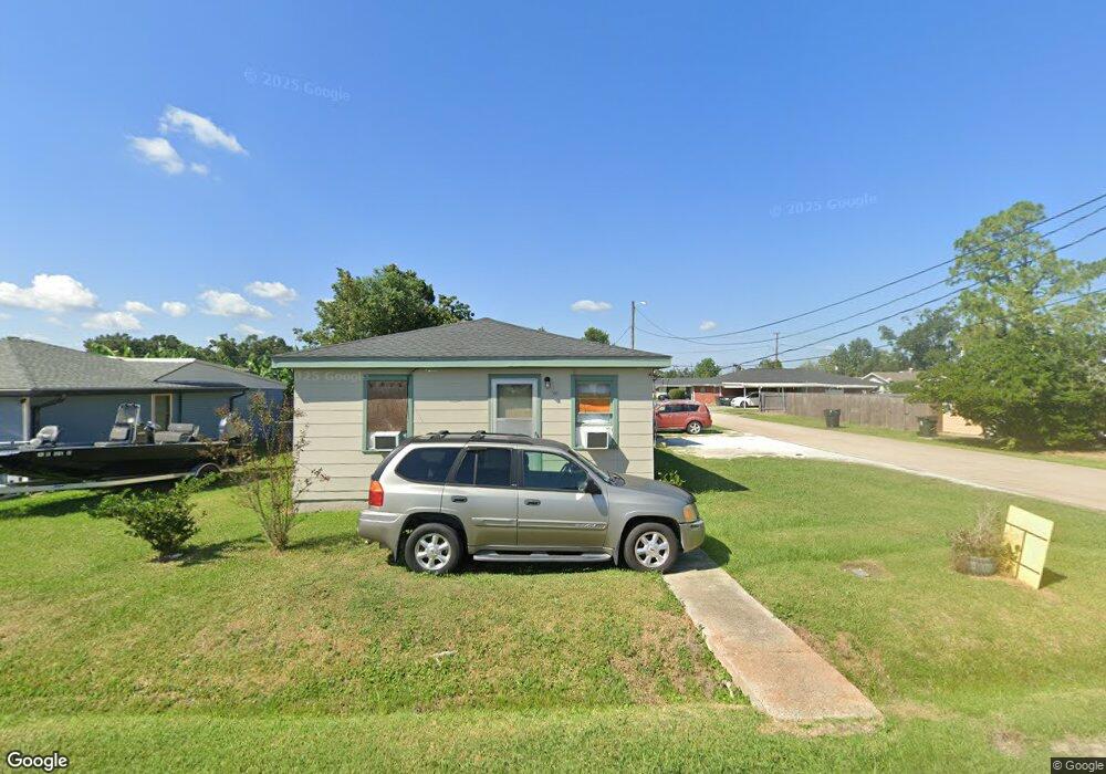 302 Buquet St, Houma, LA 70360 - photo 1