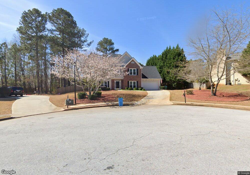 1095 Wake Robin Cir SW, Lilburn, GA 30047 - photo 1