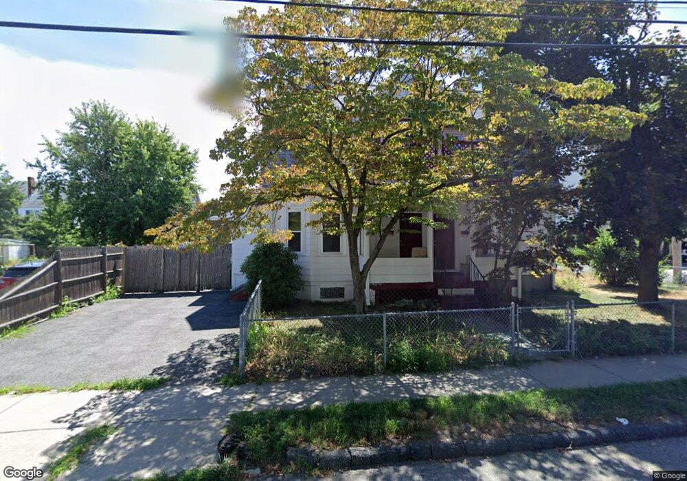 106 Dexter Ave unit 108, Watertown, MA 02472 - photo 1