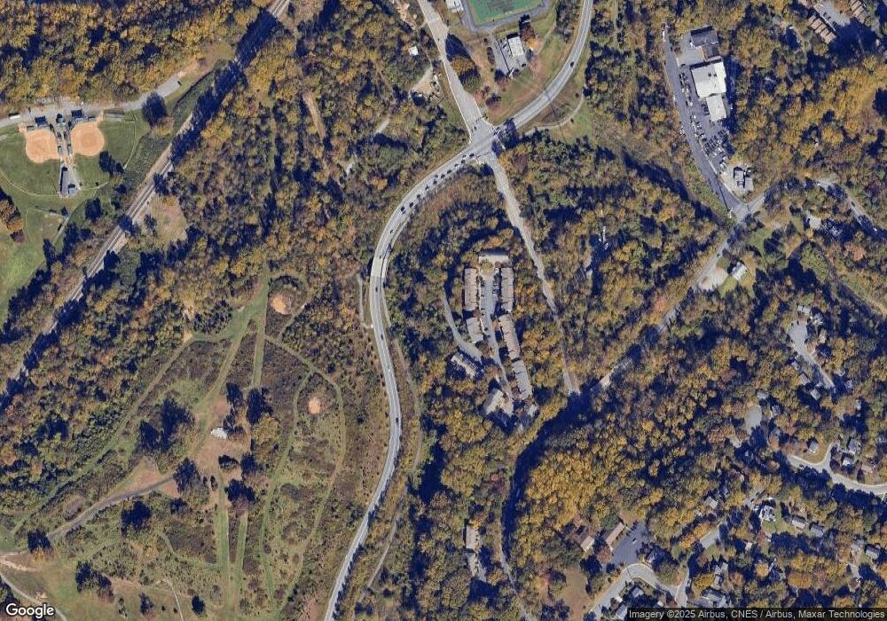 106-C Melbourne Park Cir, Charlottesville, VA 22901 - photo 1