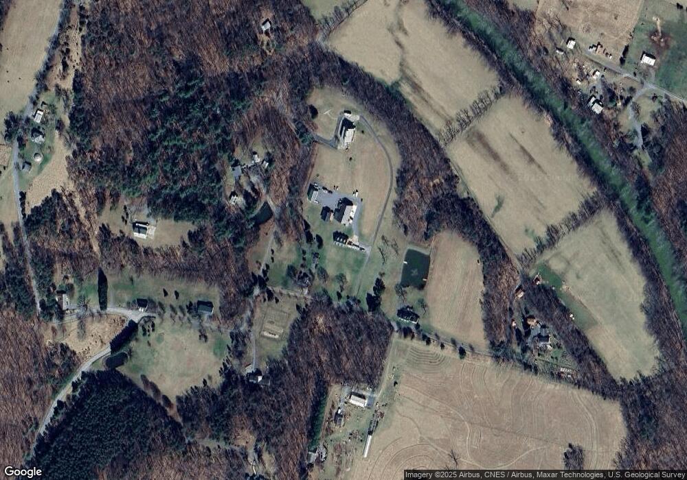 207 Song Bird Ln, Berkeley Springs, WV 25411 - photo 1