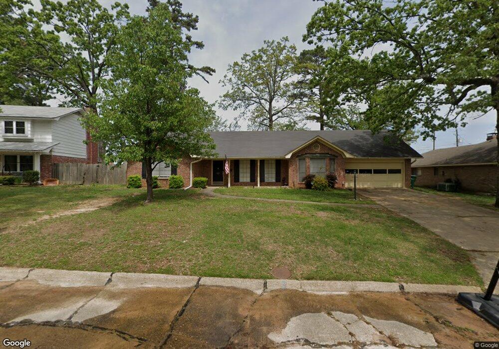 13 Woodcliff Dr, Texarkana, TX 75503 - photo 1