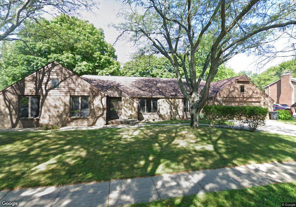 3542 Mockingbird Dr, Columbus, IN 47203 - photo 1