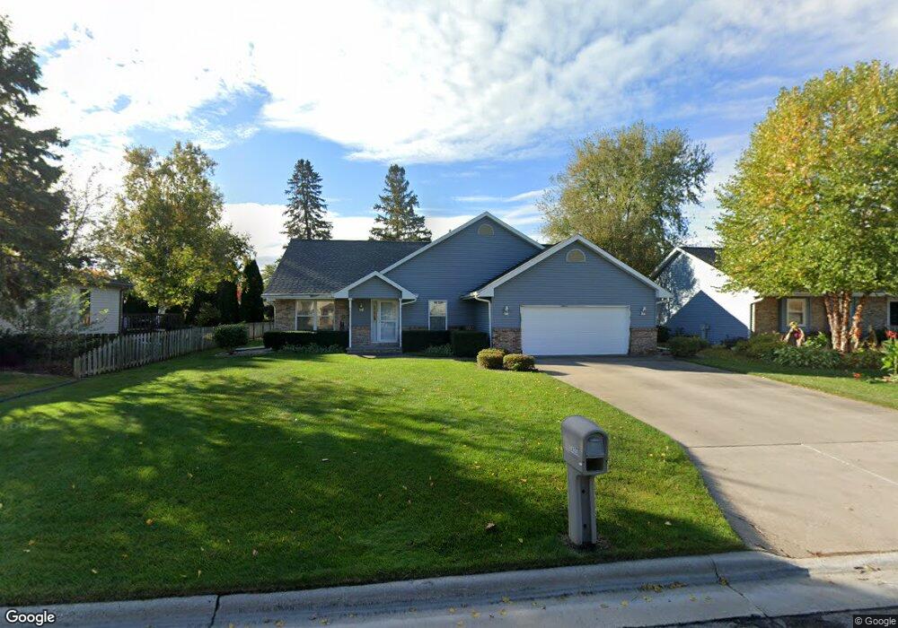 2425 W Glendale Ave, Appleton, WI 54914 - photo 1
