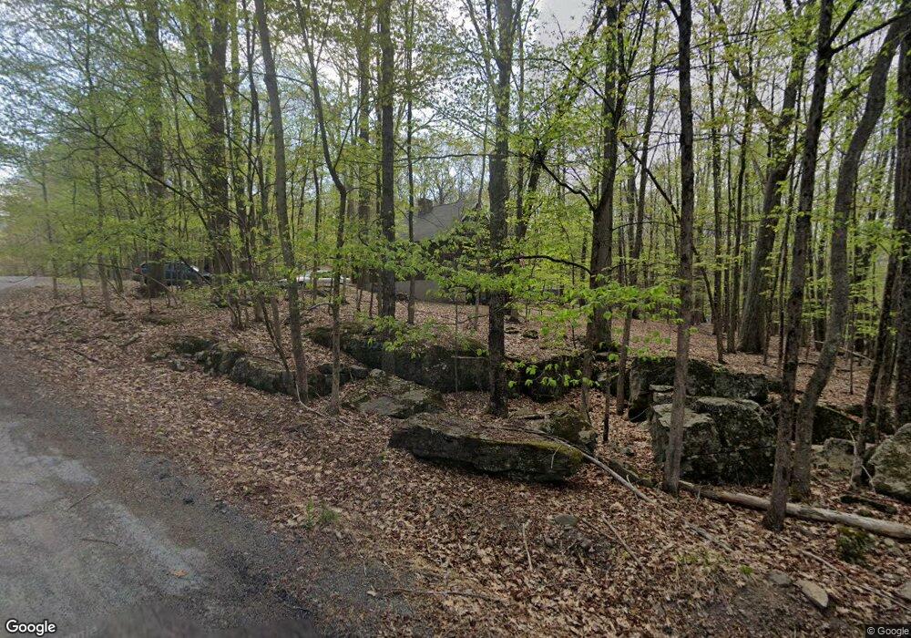 82 W Shore Dr, Lake Ariel, PA 18436 - photo 1