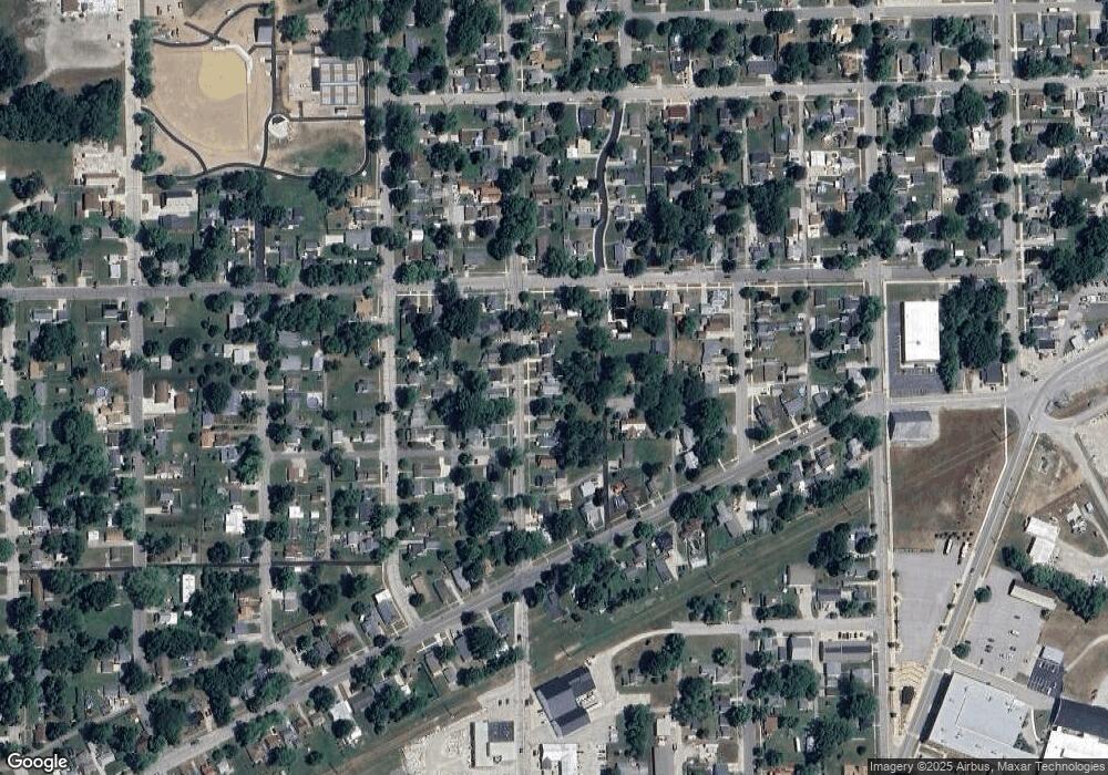 808 S Indiana Ave, Auburn, IN 46706 - photo 1