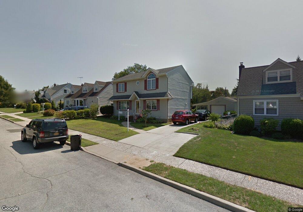 815 Adele St, Franklin Square, NY 11010 - photo 1