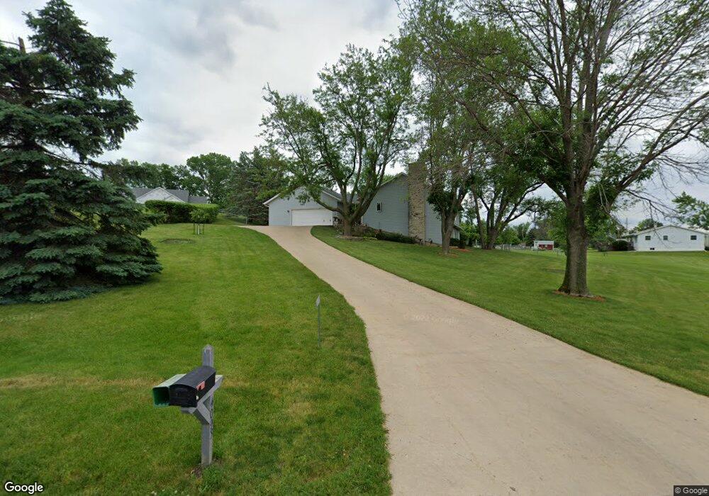 4093 Timberland Dr NW, Cedar Rapids, IA 52405 - photo 1