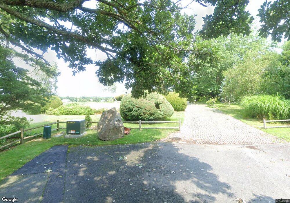 10 Fort St, South Dartmouth, MA 02748 - photo 1