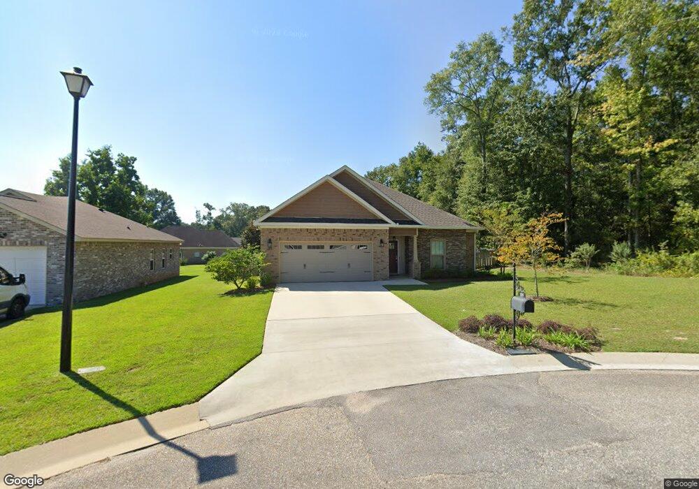 109 Yaupon Ct, Dothan, AL 36301 - photo 1