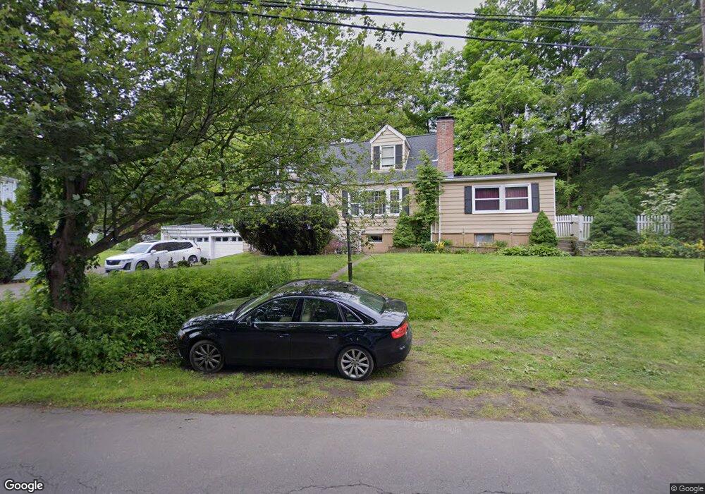 841 Dogburn Rd, Orange, CT 06477 - photo 1