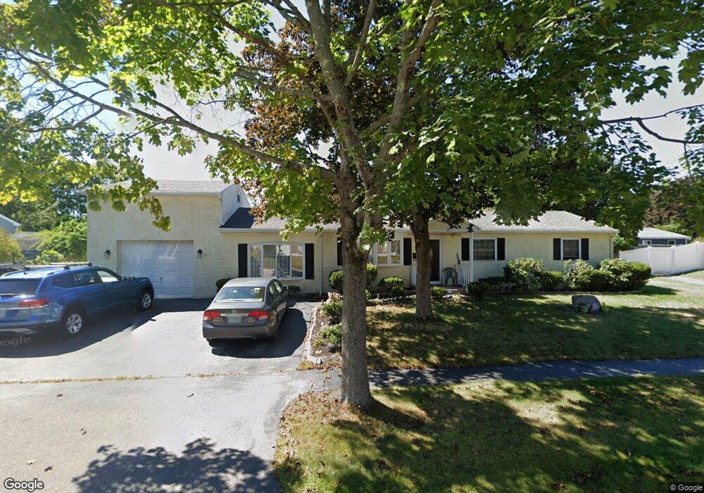 23 Wallis Rd, Portsmouth, NH 03801 - photo 1