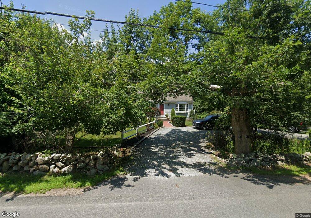 475 Rock Odundee Rd, South Dartmouth, MA 02748 - photo 1