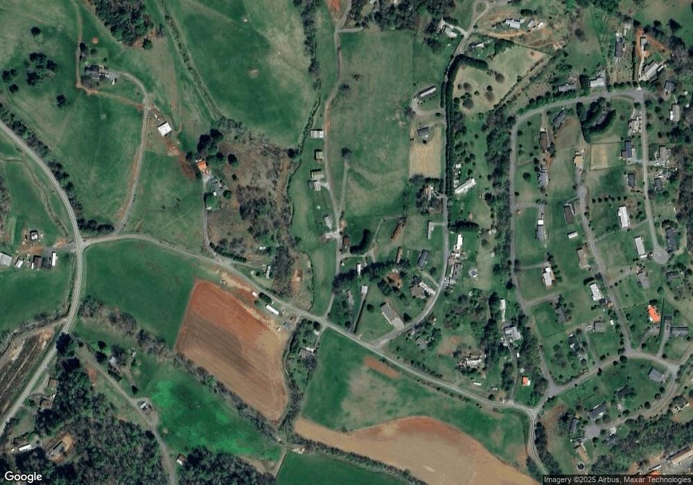 15 Woodrose Ln, Leicester, NC 28748 - photo 1