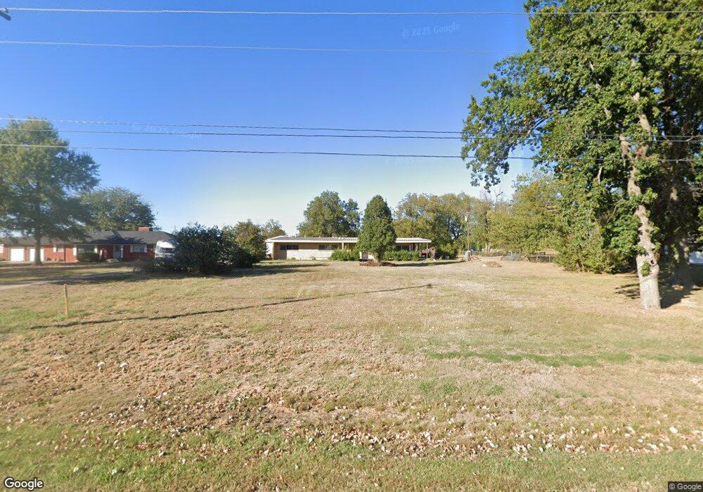 39402 Macarthur St, Shawnee, OK 74804 - photo 1