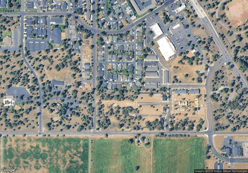 288 N Wheeler Loop, Sisters, OR 97759 - photo 1