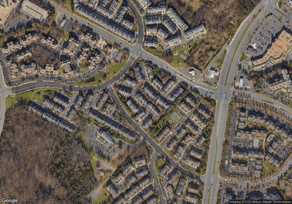 2561 Chase Wellesley Dr, Herndon, VA 20171 - photo 1