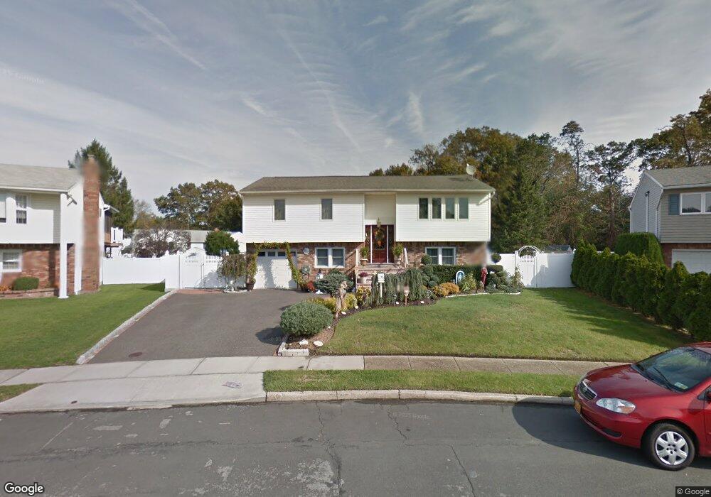 3 Jacqueline Ct, West Babylon, NY 11704 - photo 1