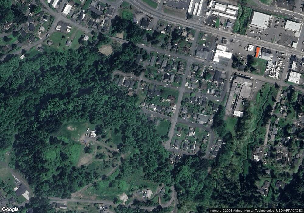 417 W E St, Rainier, OR 97048 - photo 1