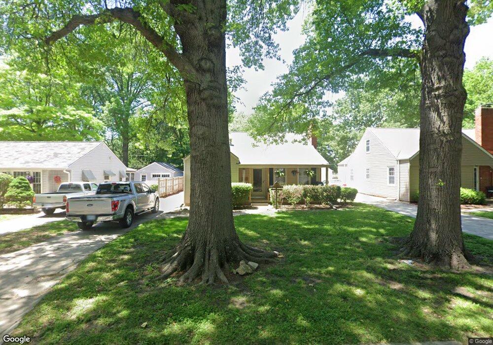 1919 SW Bowman Ct, Topeka, KS 66604 - photo 1