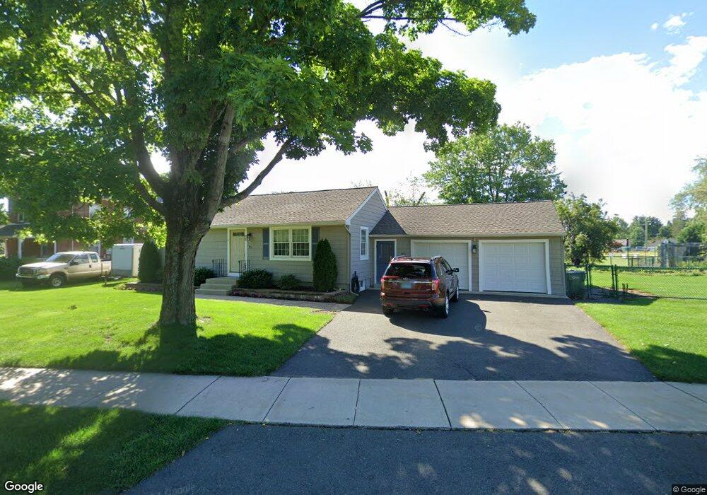 83 Mack St, Windsor, CT 06095 - photo 1