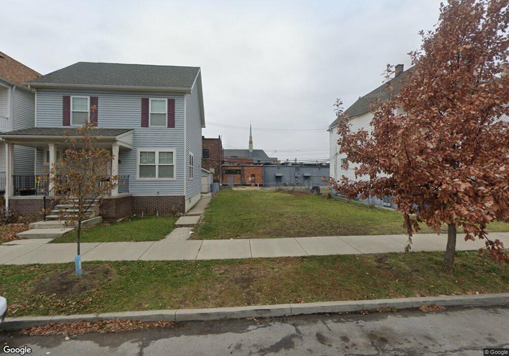 9369 Mitchell St, HamtraMcK, MI 48212 - photo 1