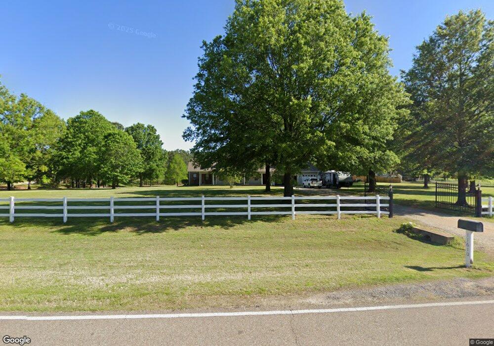 11610 Whispering Pines Dr, Olive Branch, MS 38654 - photo 1