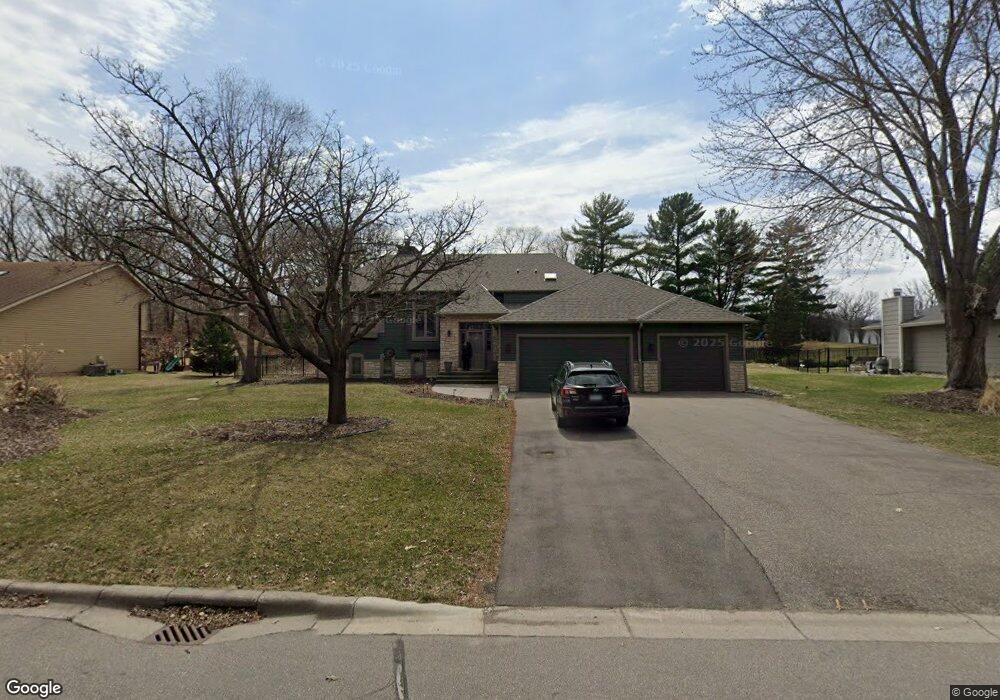 16011 Woodland Curve, Minnetonka, MN 55345 - photo 1