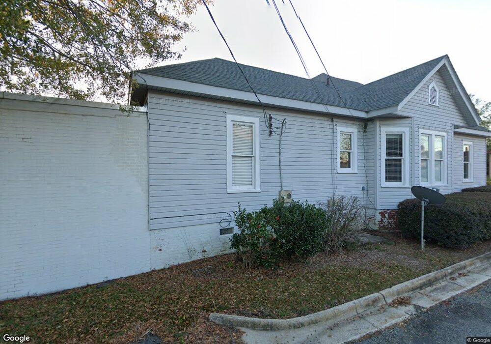 209 4th St E, Tifton, GA 31794 - photo 1