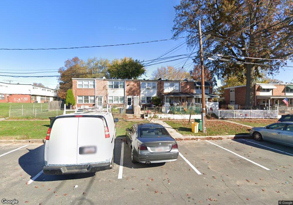 804 Rambo Ct, Halethorpe, MD 21227 - photo 1