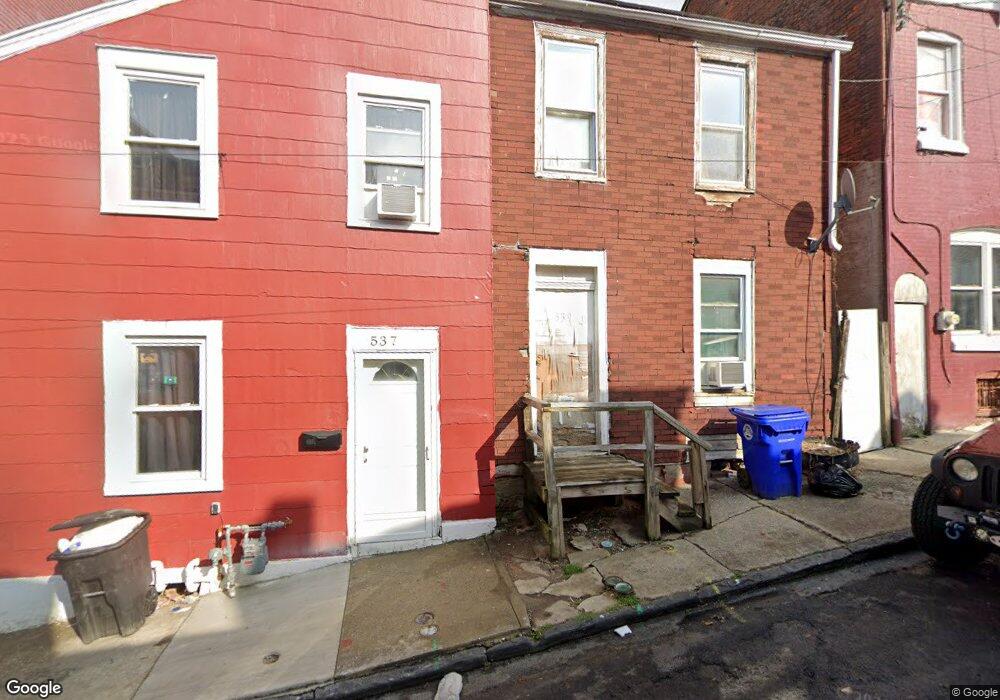 539 Maple St, Reading, PA 19602 - photo 1