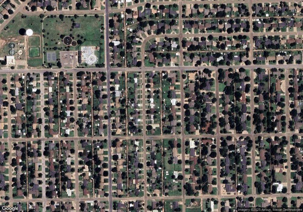 1512 Dallas St, Plainview, TX 79072 - photo 1