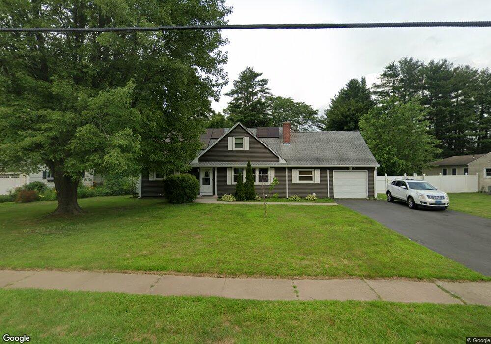 17 Applewood Rd, Bloomfield, CT 06002 - photo 1