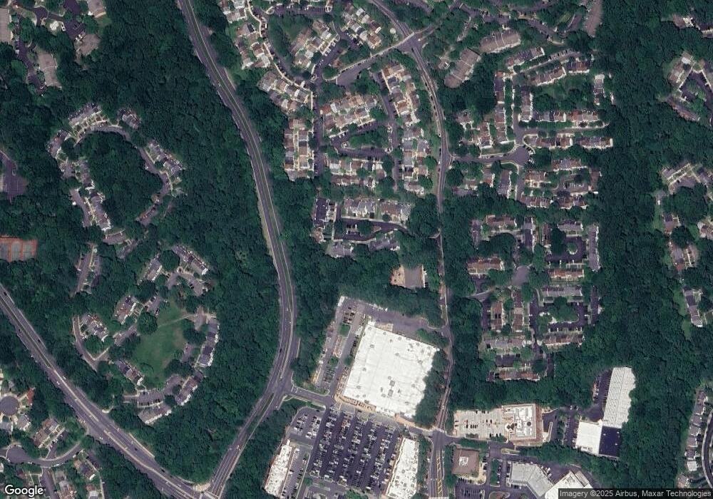 10215 Faire Commons Ct, Burke, VA 22015 - photo 1