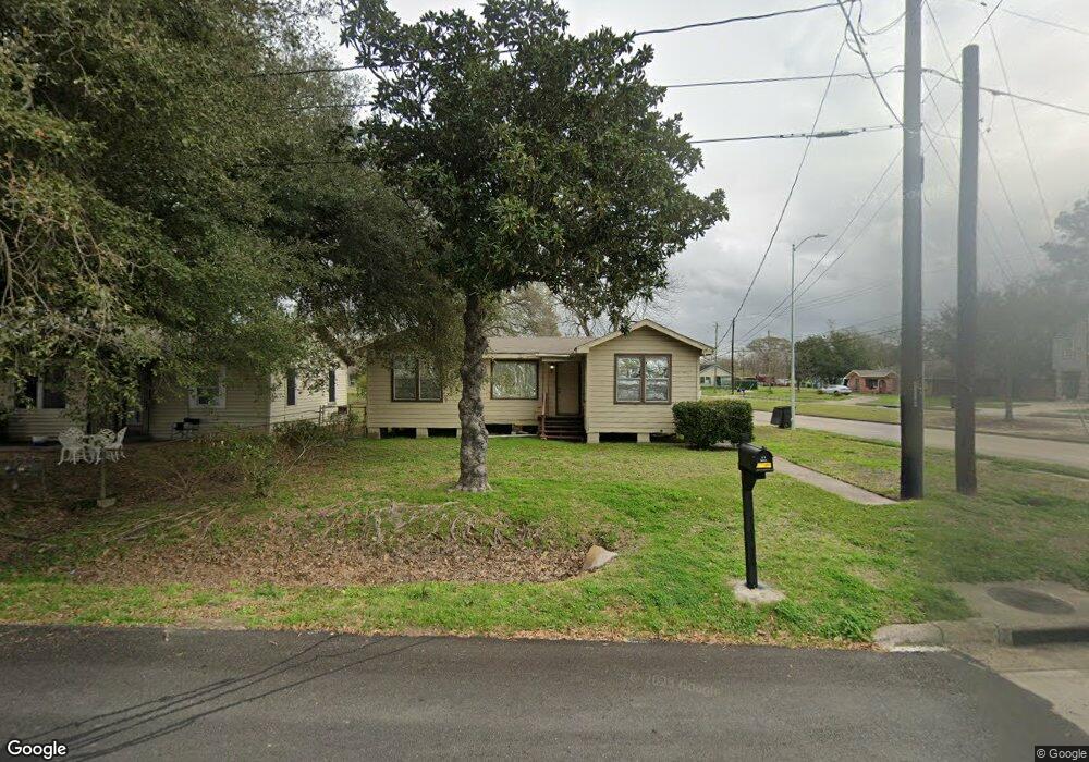 7702 James Franklin St, Houston, TX 77088 - photo 1