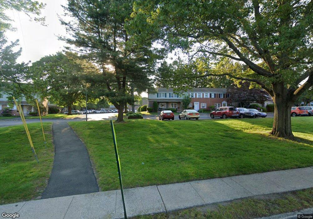 10 Jackson Dr unit 10EL, Milford, CT 06460 - photo 1