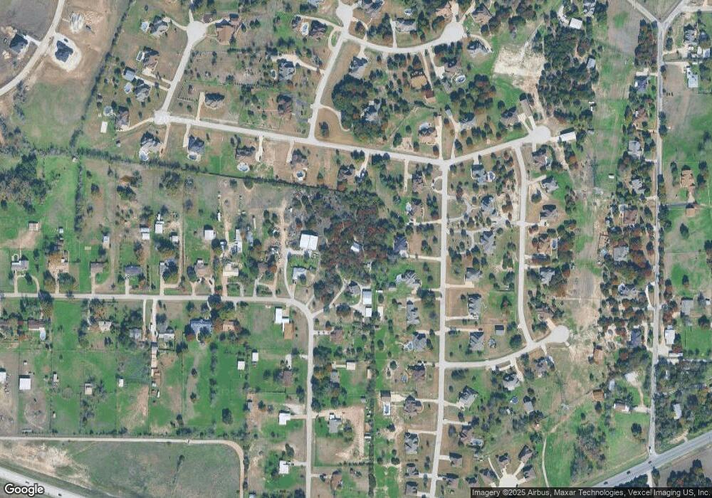 1904 Hill Top Cir, Weatherford, TX 76085 - photo 1