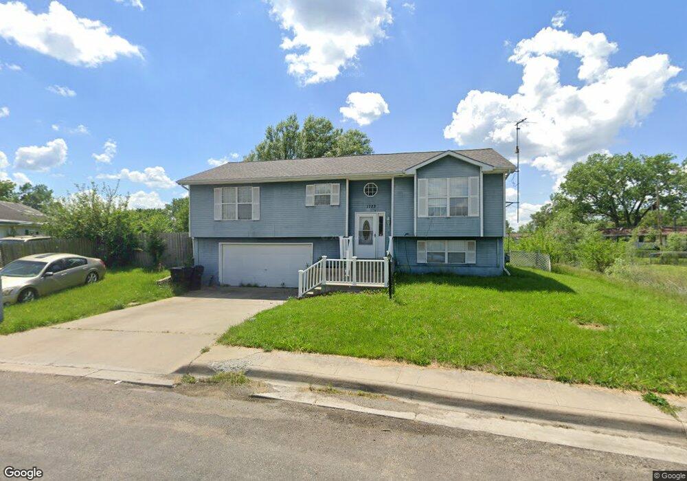 1723 SW 72nd Place, Topeka, KS 66619 - photo 1