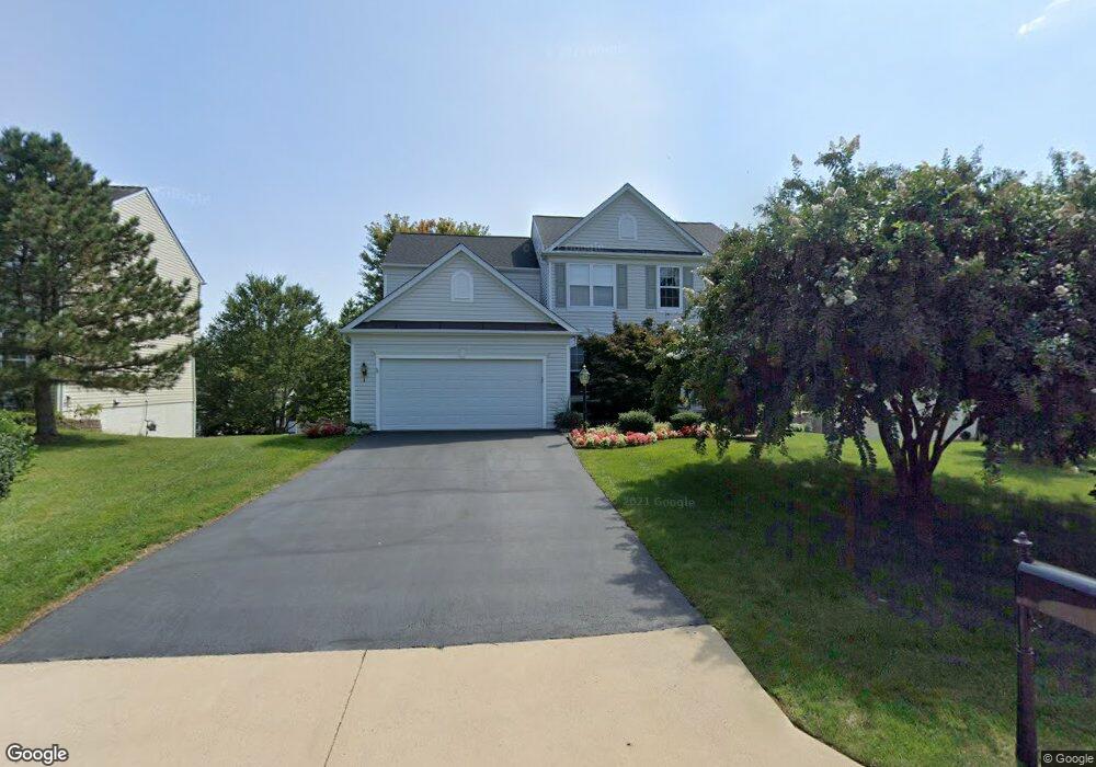 6093 Spindle Tree Ct, Woodbridge, VA 22193 - photo 1