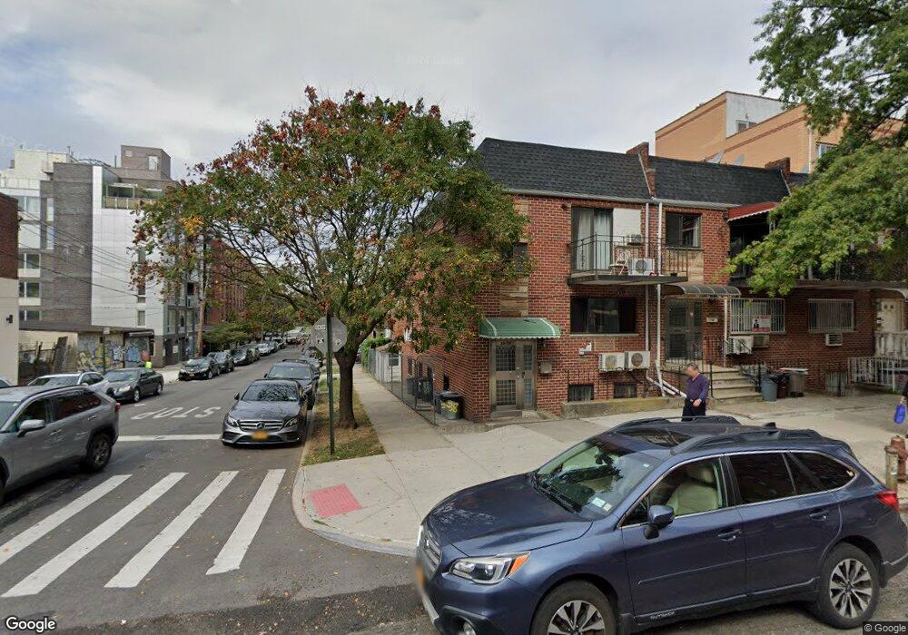 3336 Union St, Flushing, NY 11354 - photo 1