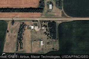 2552 Main St W, Underwood, ND 58576