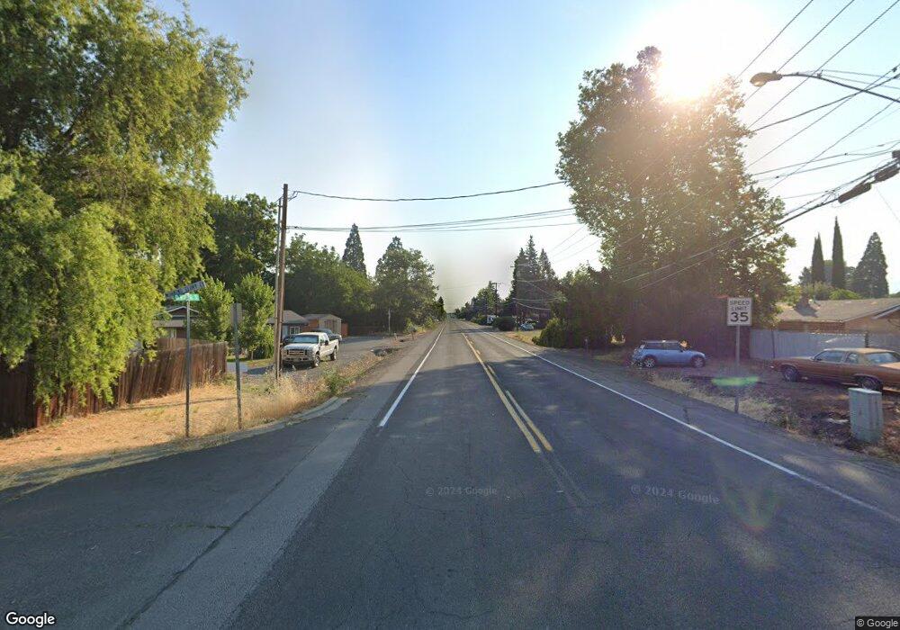 490 W Pine St, Central Point, OR 97502 - photo 1