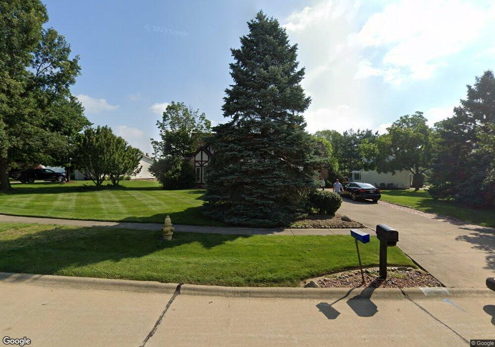 13841 Lodge Dr, North Royalton, OH 44133 - photo 1