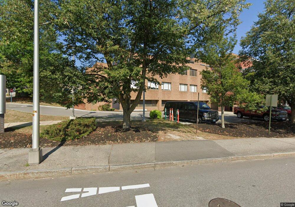 70 Mcgregor St unit 129, Manchester, NH 03102 - photo 1